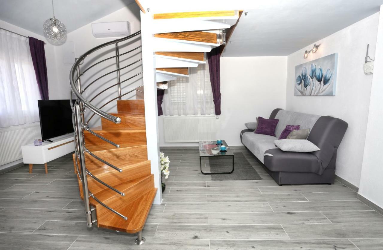 Apartman Kristian Trogir Zewnętrze zdjęcie